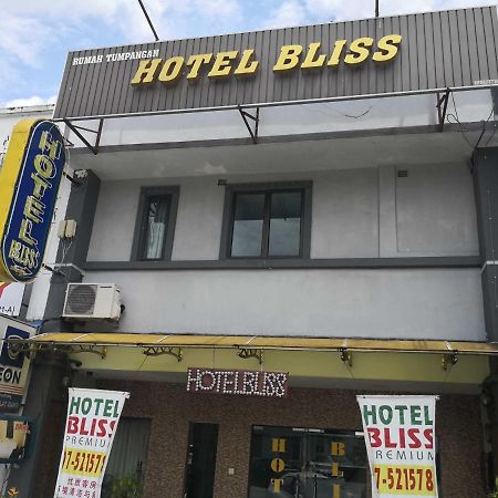 Hotel Bliss Skudai Exterior foto